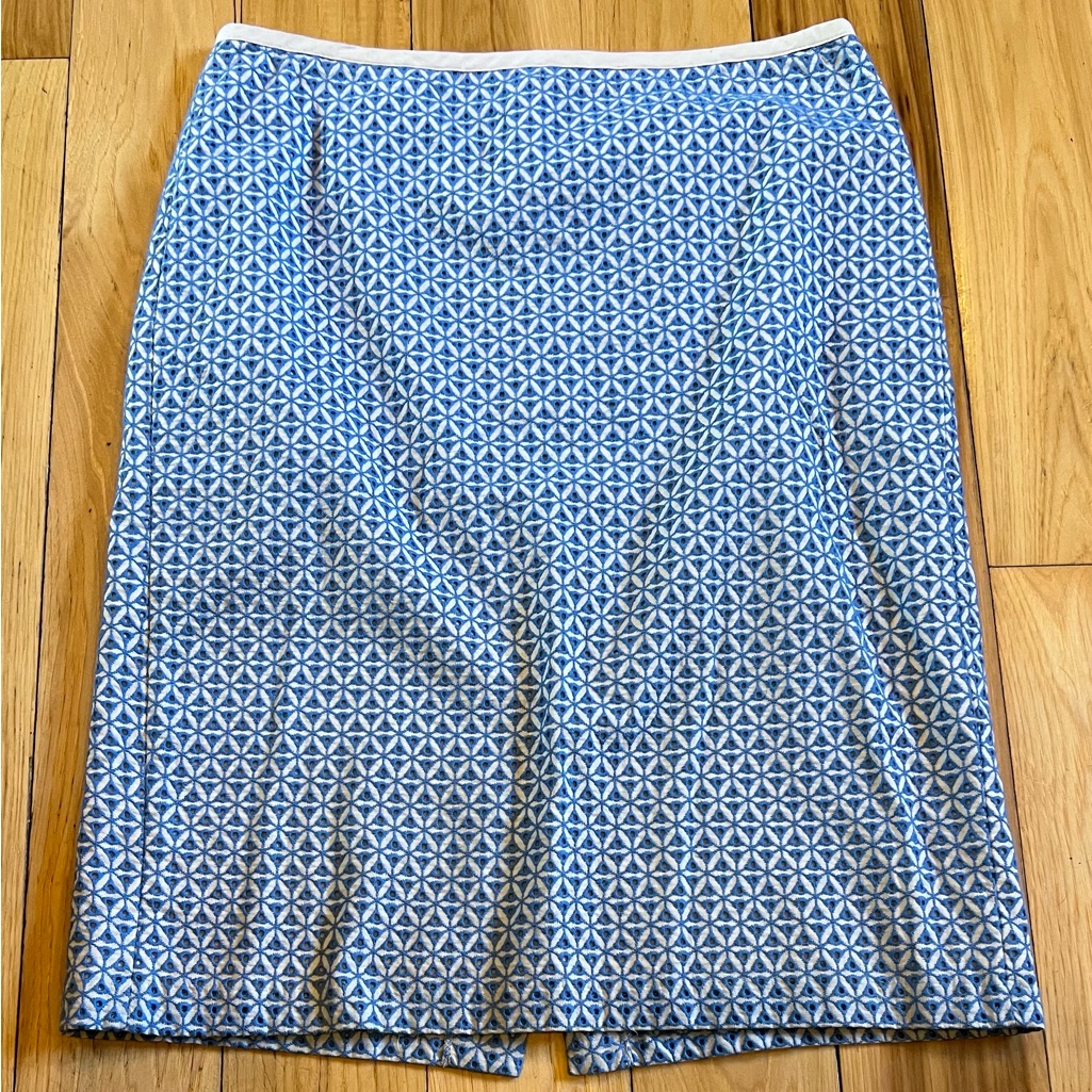 Talbots Blue White Eyelet Pencil Pattern Skirt Women’s 4
